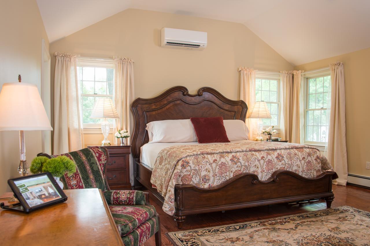 Caldwell House Bed And Breakfast Salisbury Mills Eksteriør bilde
