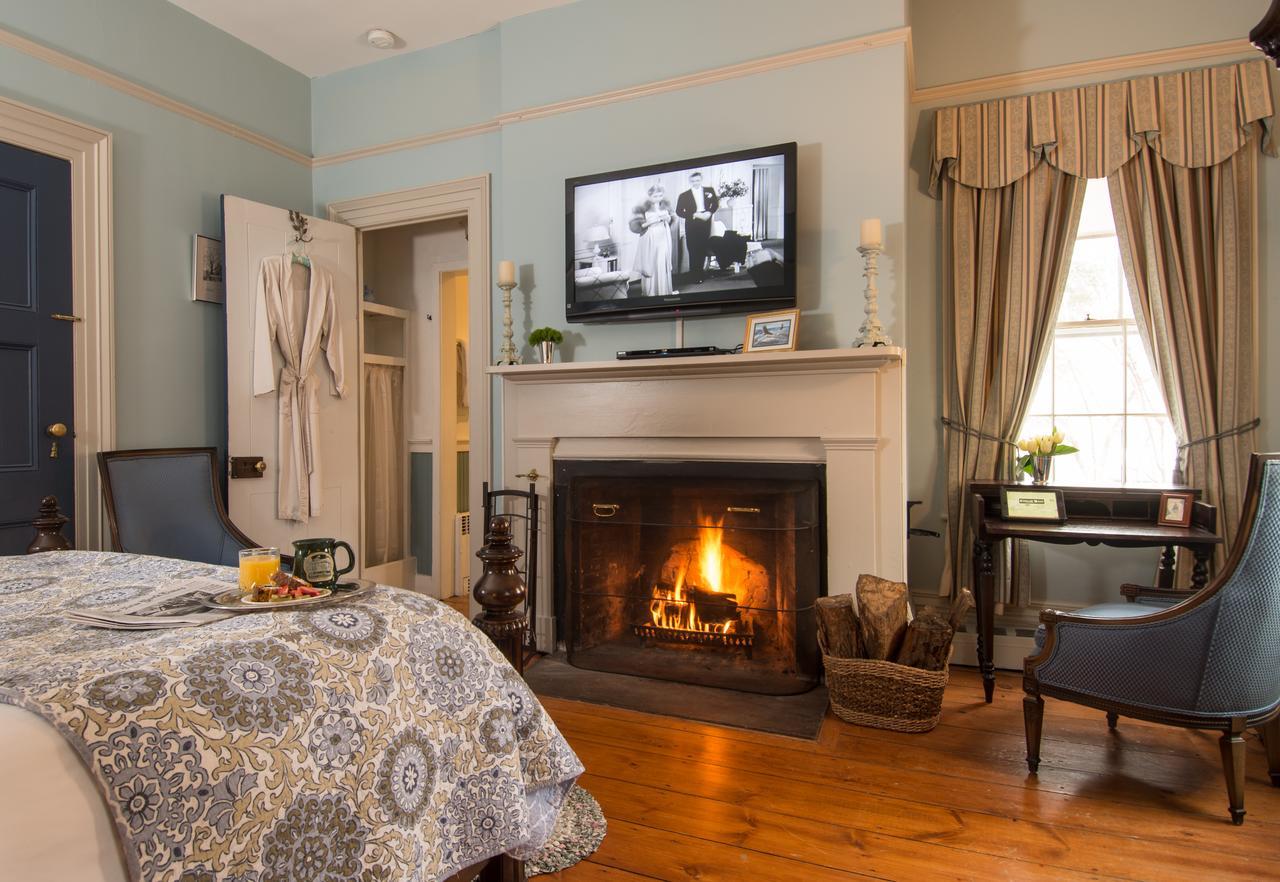Caldwell House Bed And Breakfast Salisbury Mills Eksteriør bilde