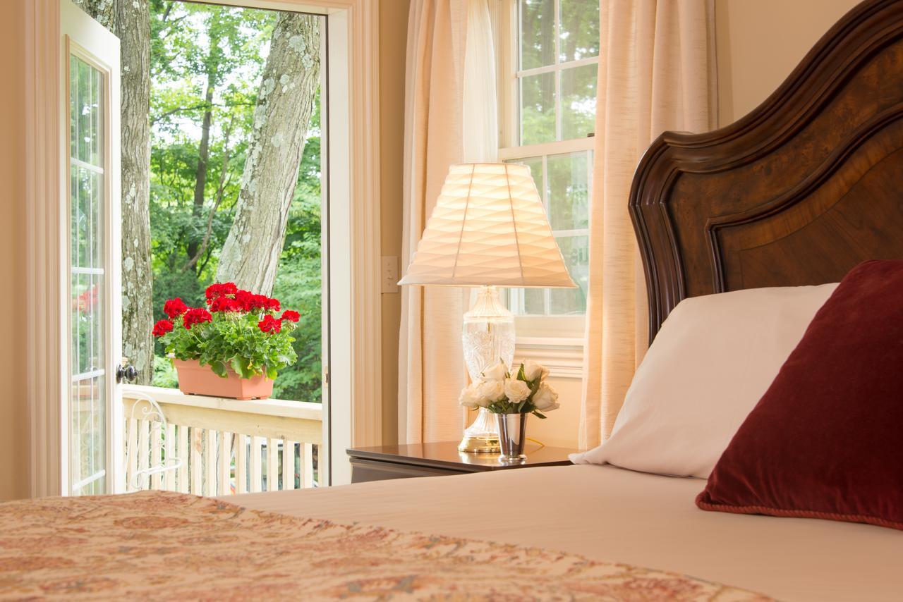 Caldwell House Bed And Breakfast Salisbury Mills Eksteriør bilde