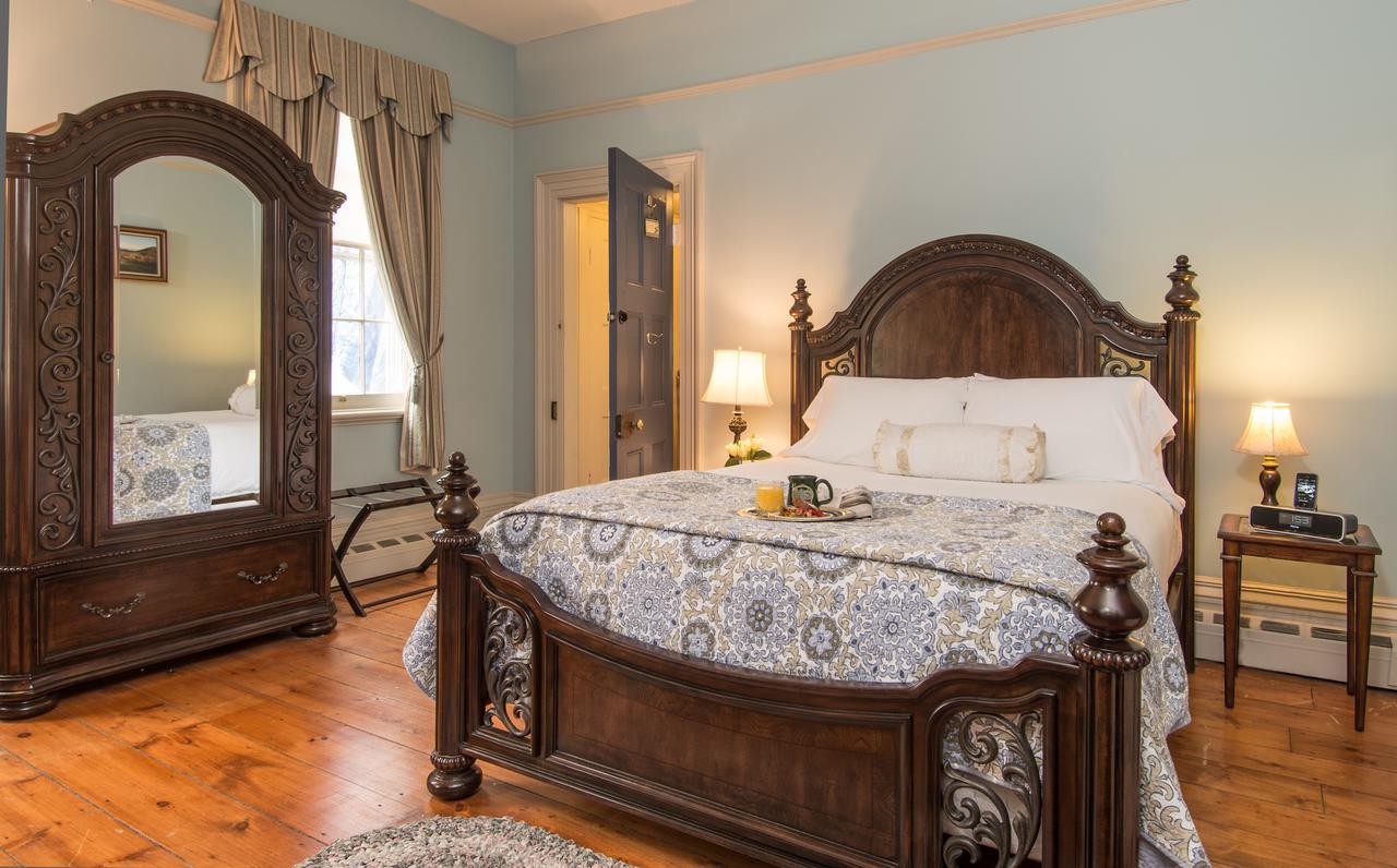 Caldwell House Bed And Breakfast Salisbury Mills Eksteriør bilde